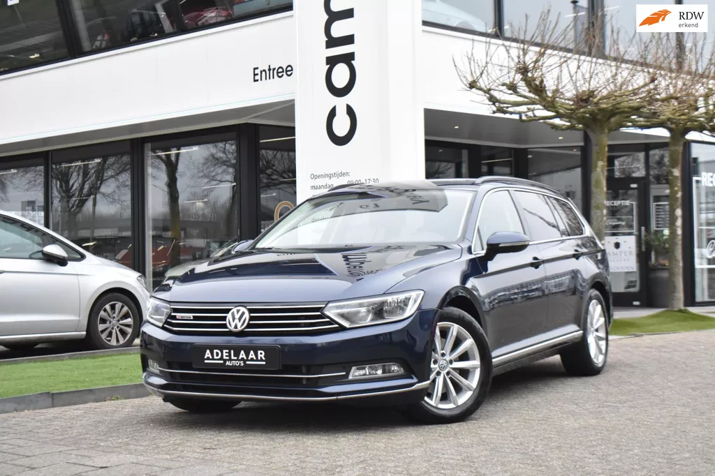 Volkswagen Passat Variant 2.0 TSI Highline 220PK!! APPLE CARPLAY, ELEKTRISCHE STOELEN, PDC