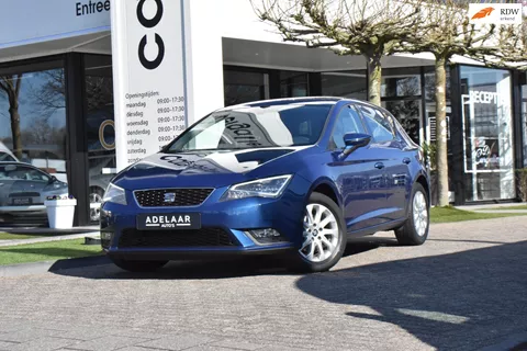 SEAT Leon 1.2 TSI Style XENON, CRUISE, PDC, BLUETOOTH SEAT Leon 1.2 TSI Style XENON, CRUISE, PDC, BLUETOOTH